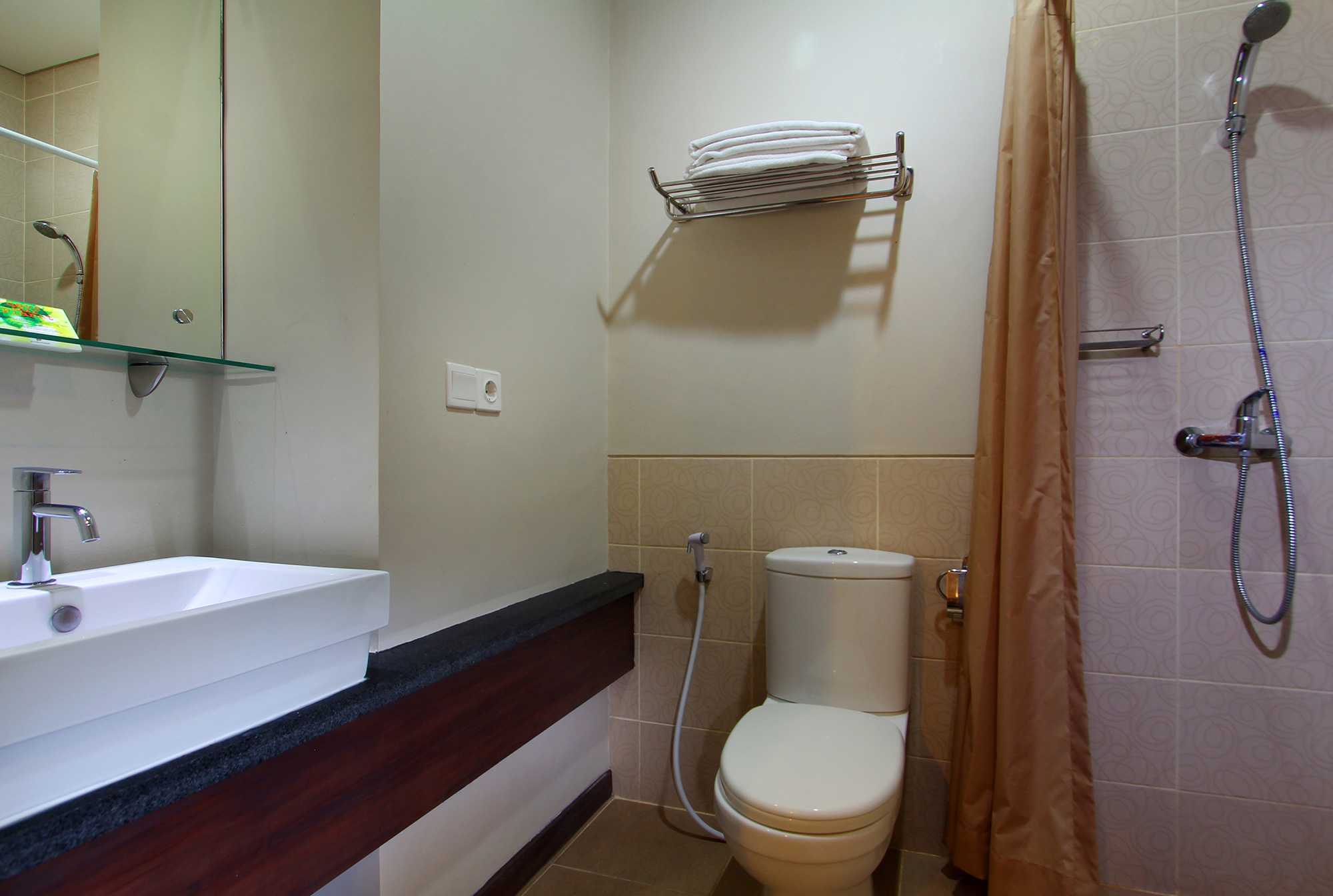 Private bathroom in the Deluxe Double