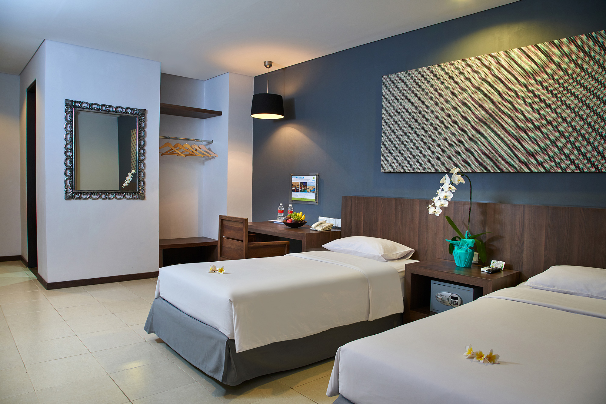 Thoughtful room details in the Deluxe Twin